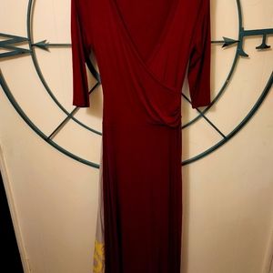 Ninexus size medium burgendy